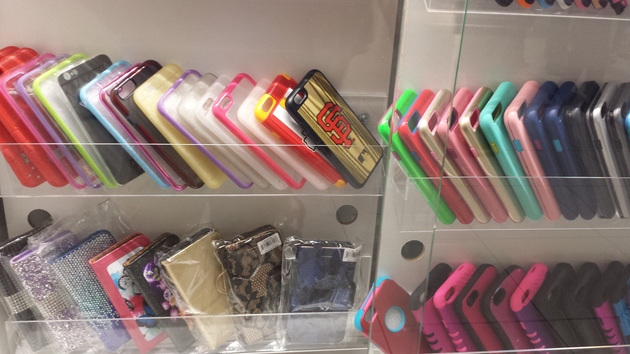 cell phone accessories store